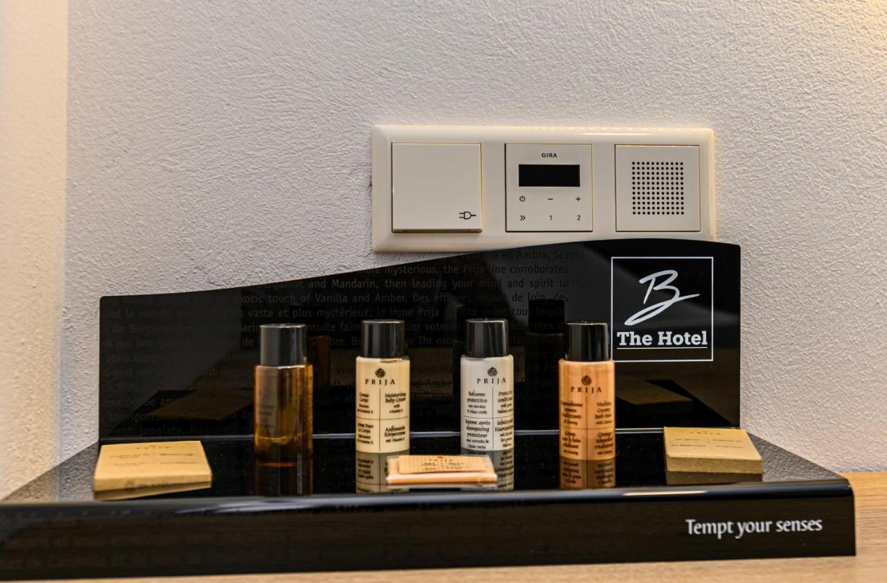 B The Hotel Sfântu-Gheorghe エクステリア 写真